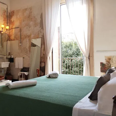 Primopiano Bed & Art *