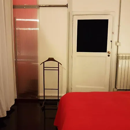 Primopiano Bed & Art