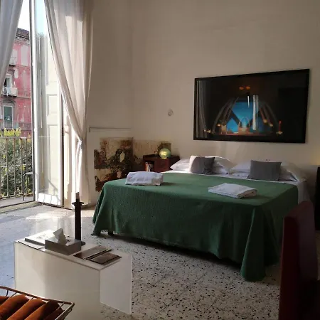 Primopiano Bed & Art *