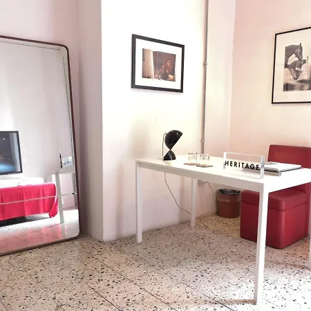 Primopiano Bed & Art Bed & Breakfast